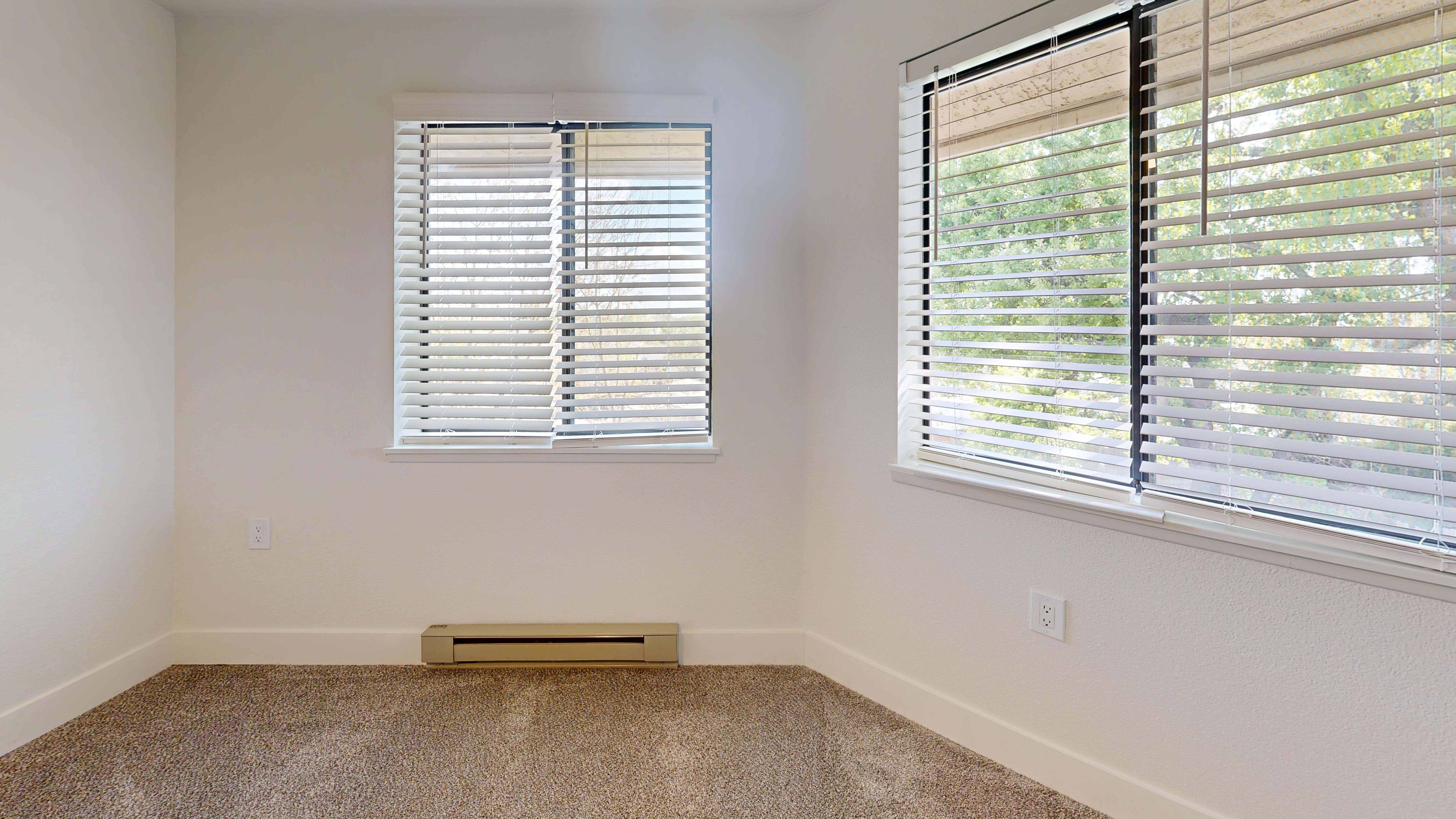 Walnut-Park-IL-2-bed-790-sqft-Bedroom