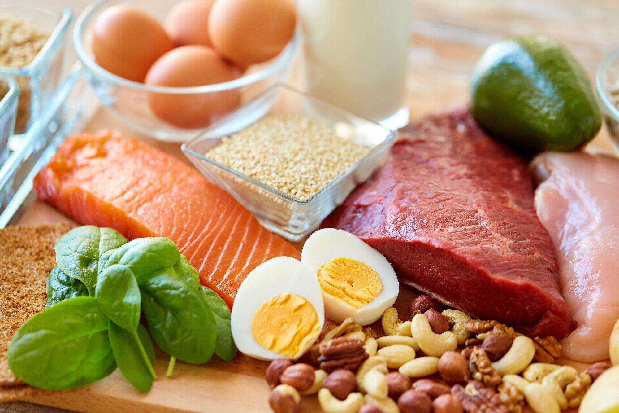 Diet for Brain Health: What Seniors at Walnut Park Should Eat and Avoid